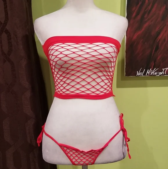 NWOT Strapless Fishnet Bandeau Lingerie Set By Music Legs - Picture 2 of 4